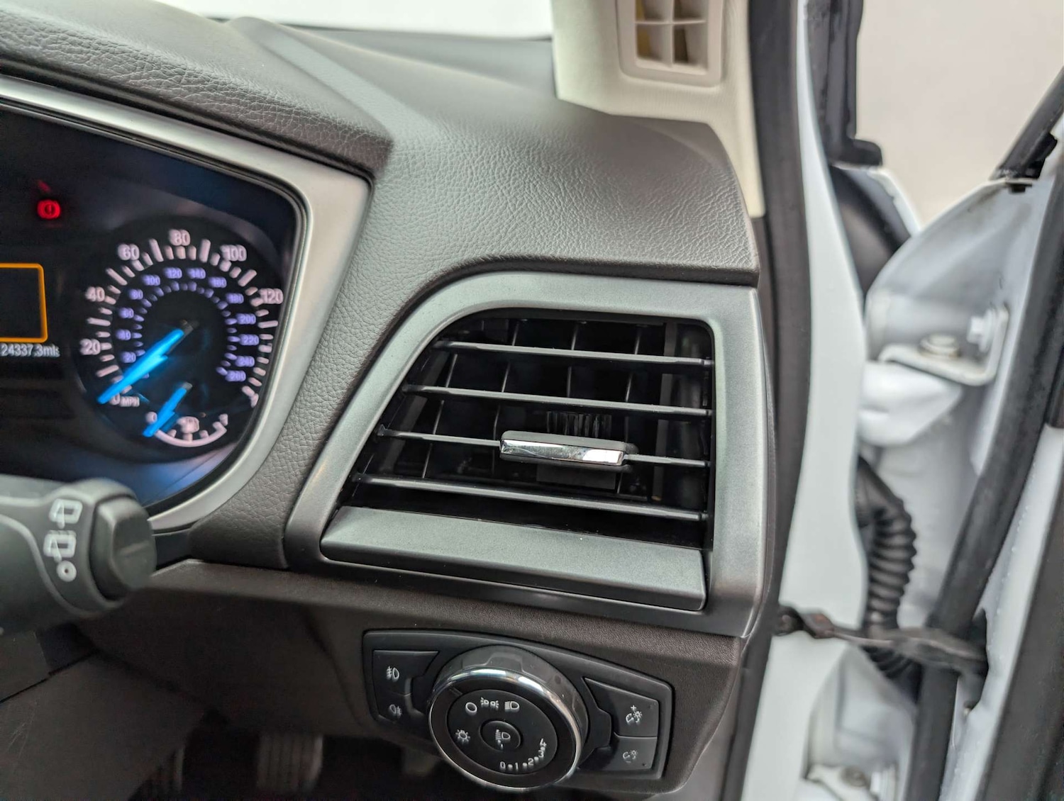 Used Ford Mondeo 2018 for sale - 78131932: Photo 19