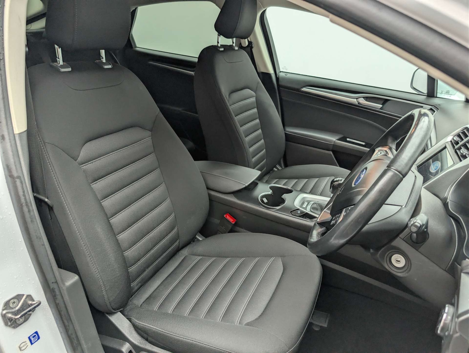 Used Ford Mondeo 2018 for sale - 78131932: Photo 30