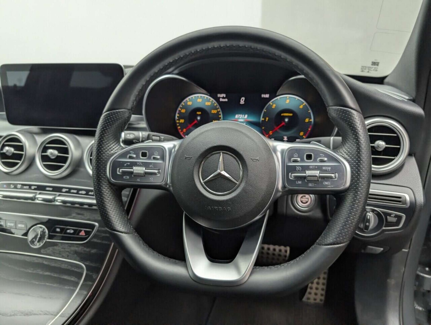 Used Mercedes-Benz C Class 2018 for sale - 77714280: Photo 23