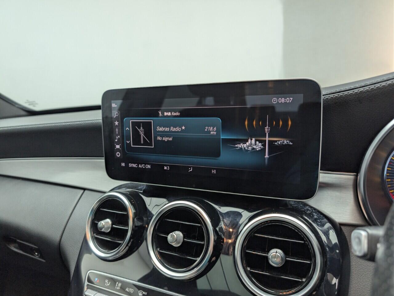 Used Mercedes-Benz C Class 2019 for sale - 76657828: Photo 13