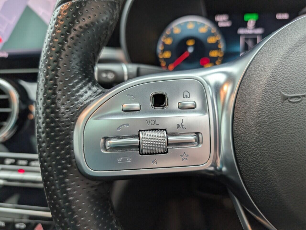 Used Mercedes-Benz C Class 2019 for sale - 76657828: Photo 19