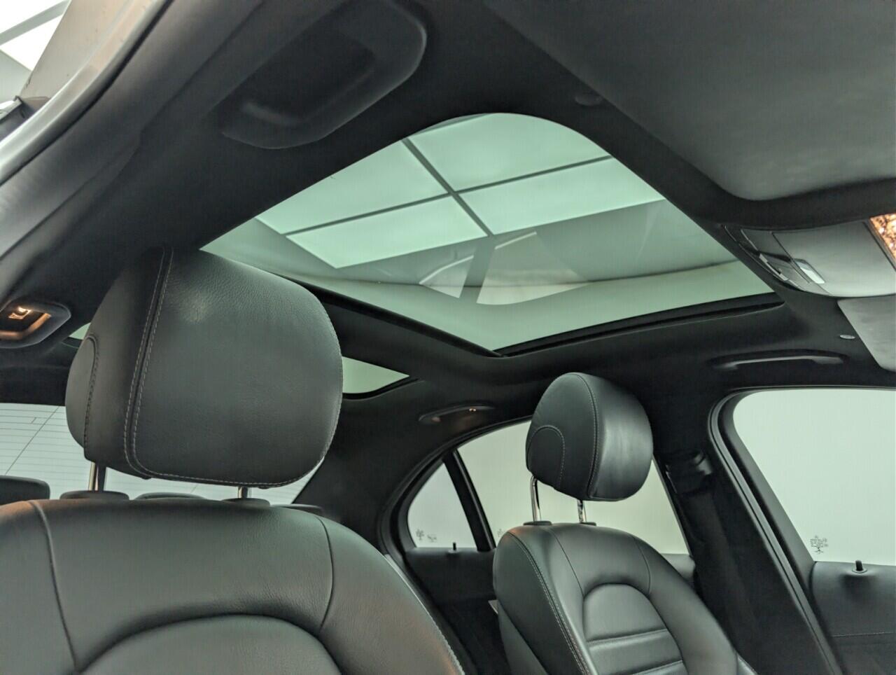 Used Mercedes-Benz C Class 2019 for sale - 76657828: Photo 24