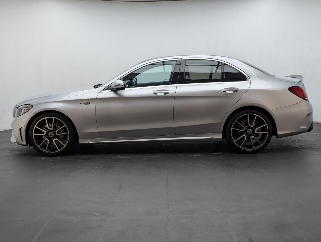 Used Mercedes-Benz C Class 2019 for sale - 76657828: Photo 5