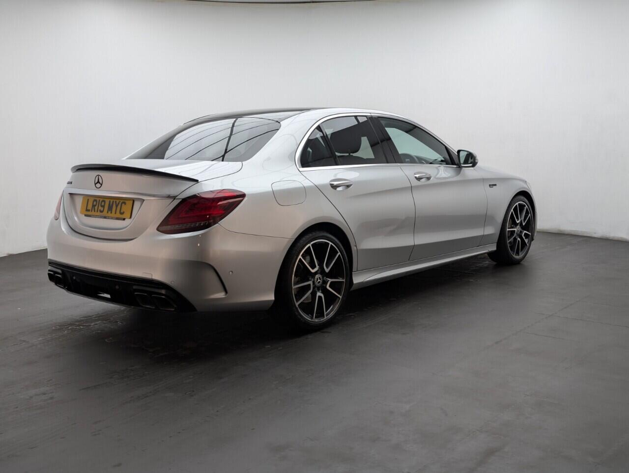 Used Mercedes-Benz C Class 2019 for sale - 76657828: Photo 8