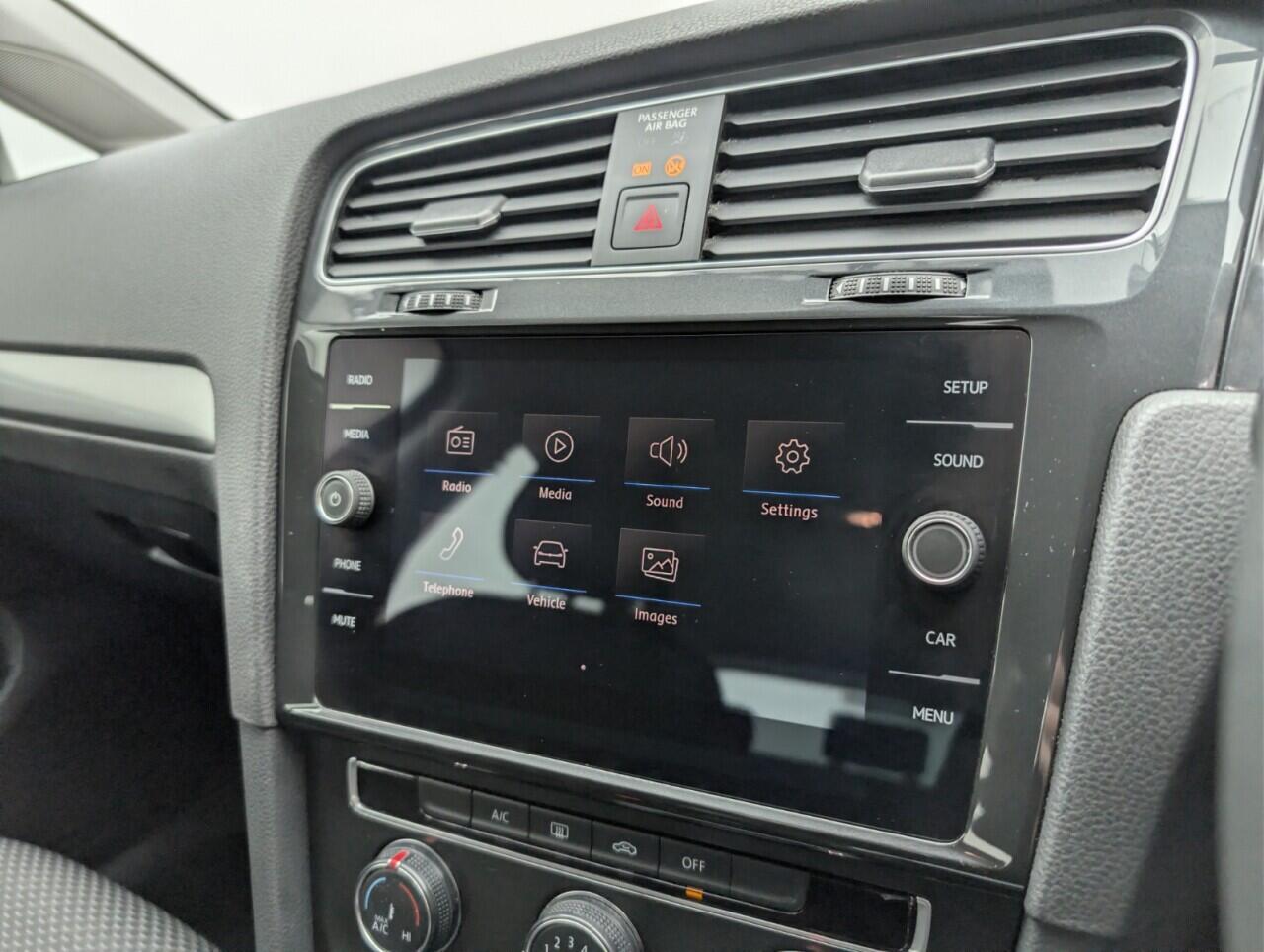 Used Volkswagen Golf 2019 for sale - 76742869: Photo 14