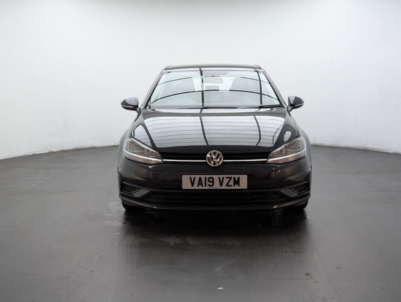 Used Volkswagen Golf 2019 for sale - 76742869: Photo 3