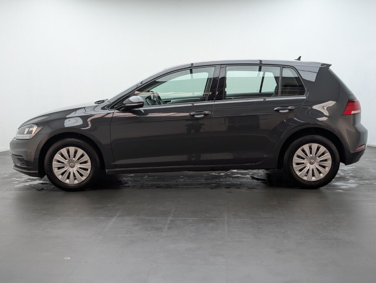 Used Volkswagen Golf 2019 for sale - 76742869: Photo 5