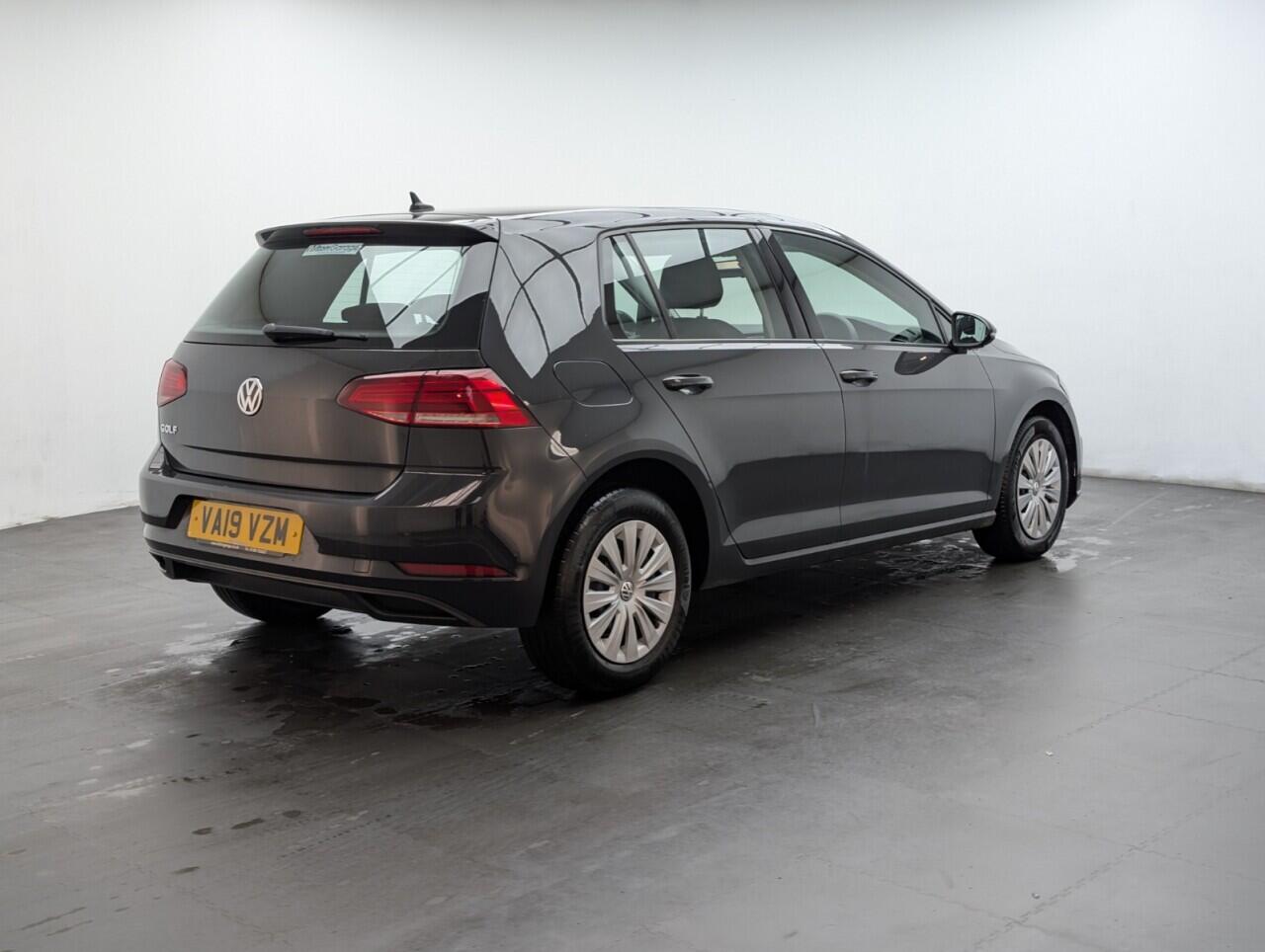 Used Volkswagen Golf 2019 for sale - 76742869: Photo 8