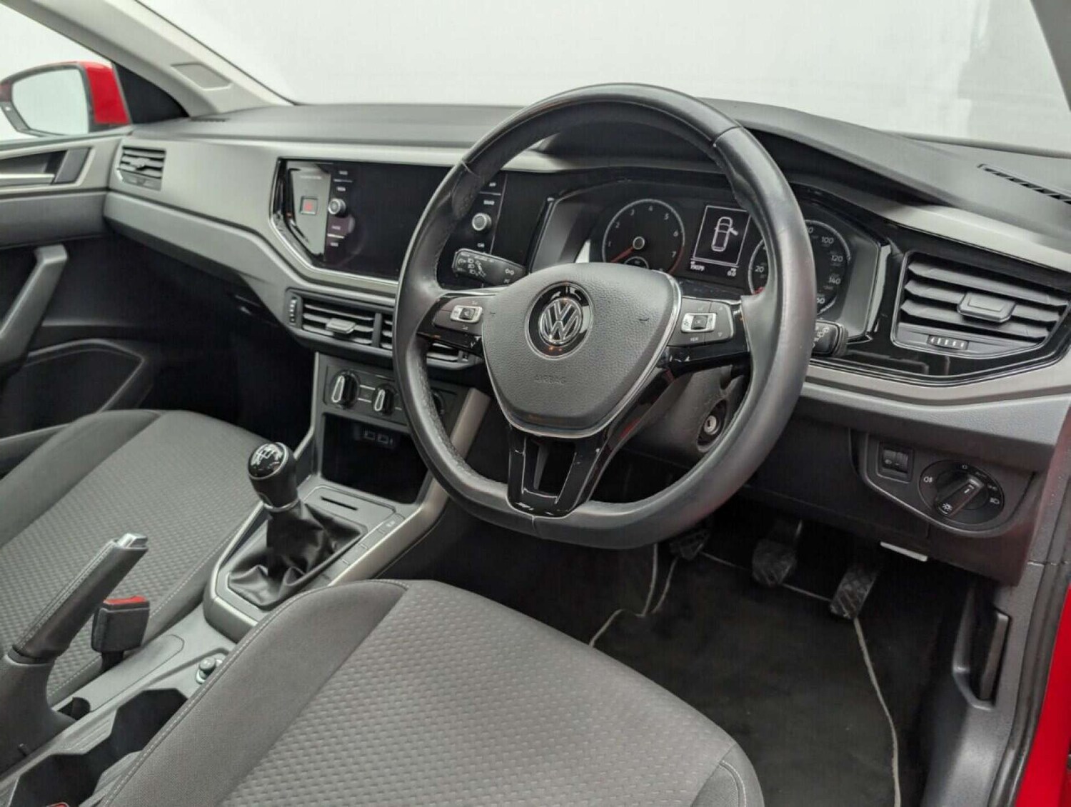 Used Volkswagen Polo 2018 for sale - 77713817: Photo 11