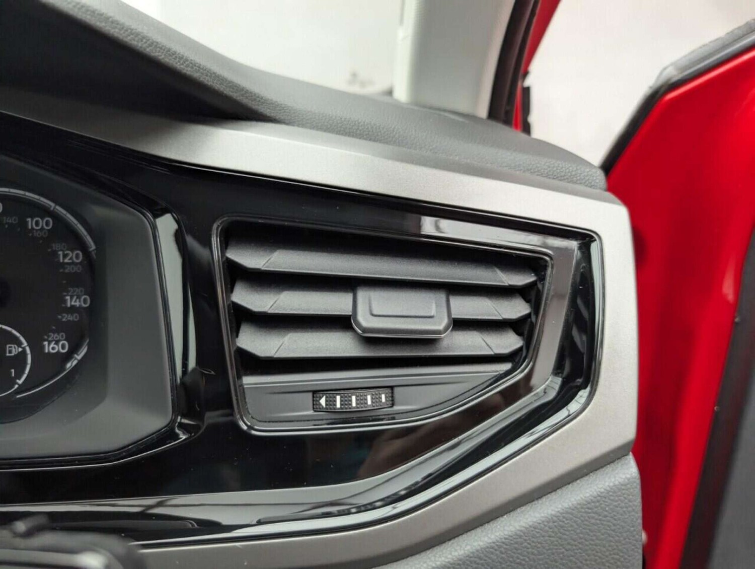 Used Volkswagen Polo 2018 for sale - 77713817: Photo 20