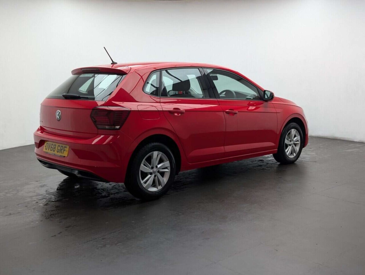 Used Volkswagen Polo 2018 for sale - 77713817: Photo 8