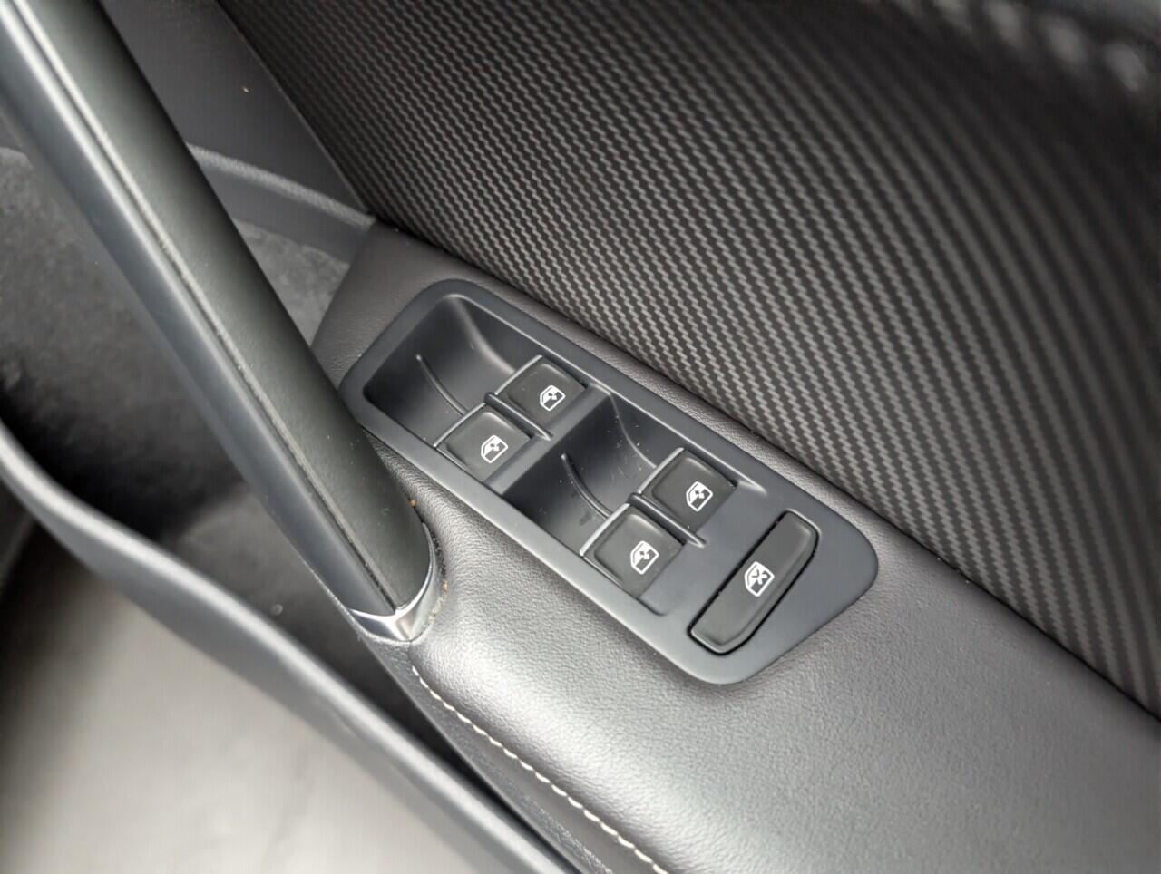 Used Volkswagen Golf for sale - 76659303: Photo 18