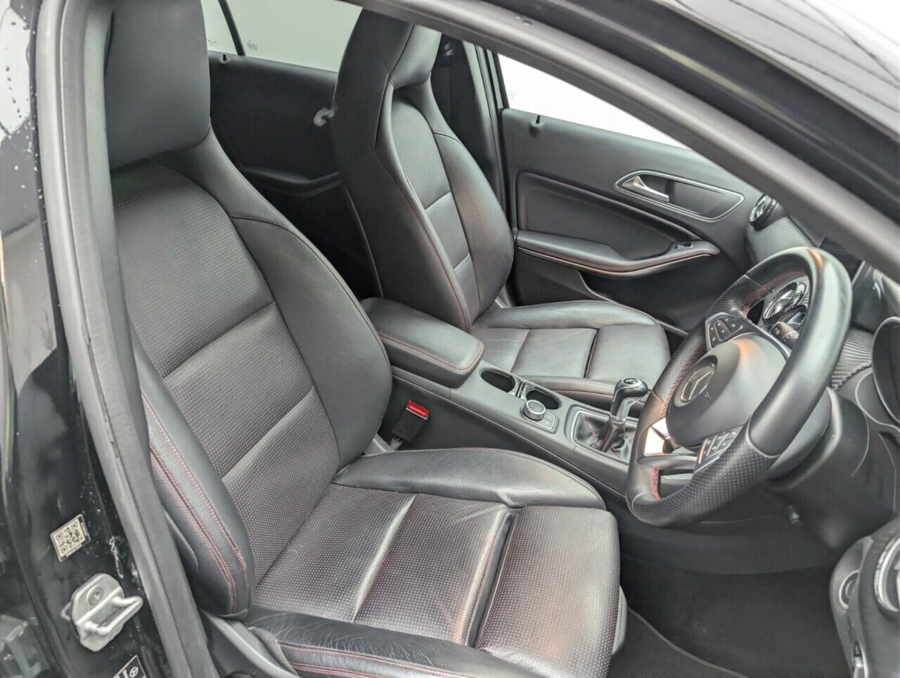 Used Mercedes-Benz A-Class 2015 for sale - 77454657: Photo 11