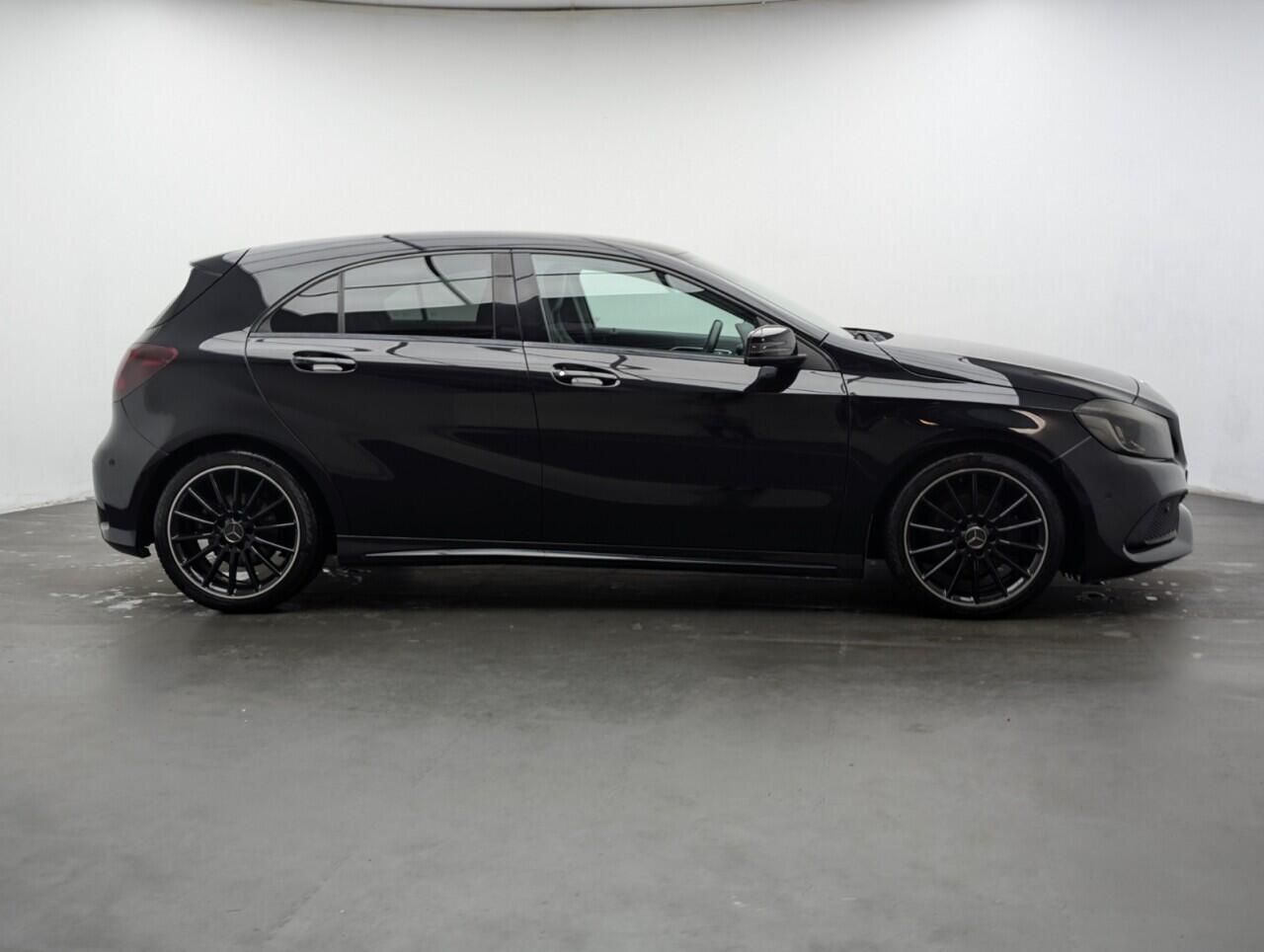 Used Mercedes-Benz A-Class 2015 for sale - 77454657: Photo 8