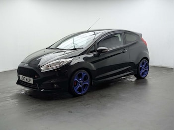 Used Ford Fiesta 2017 for sale - 77714462: Photo