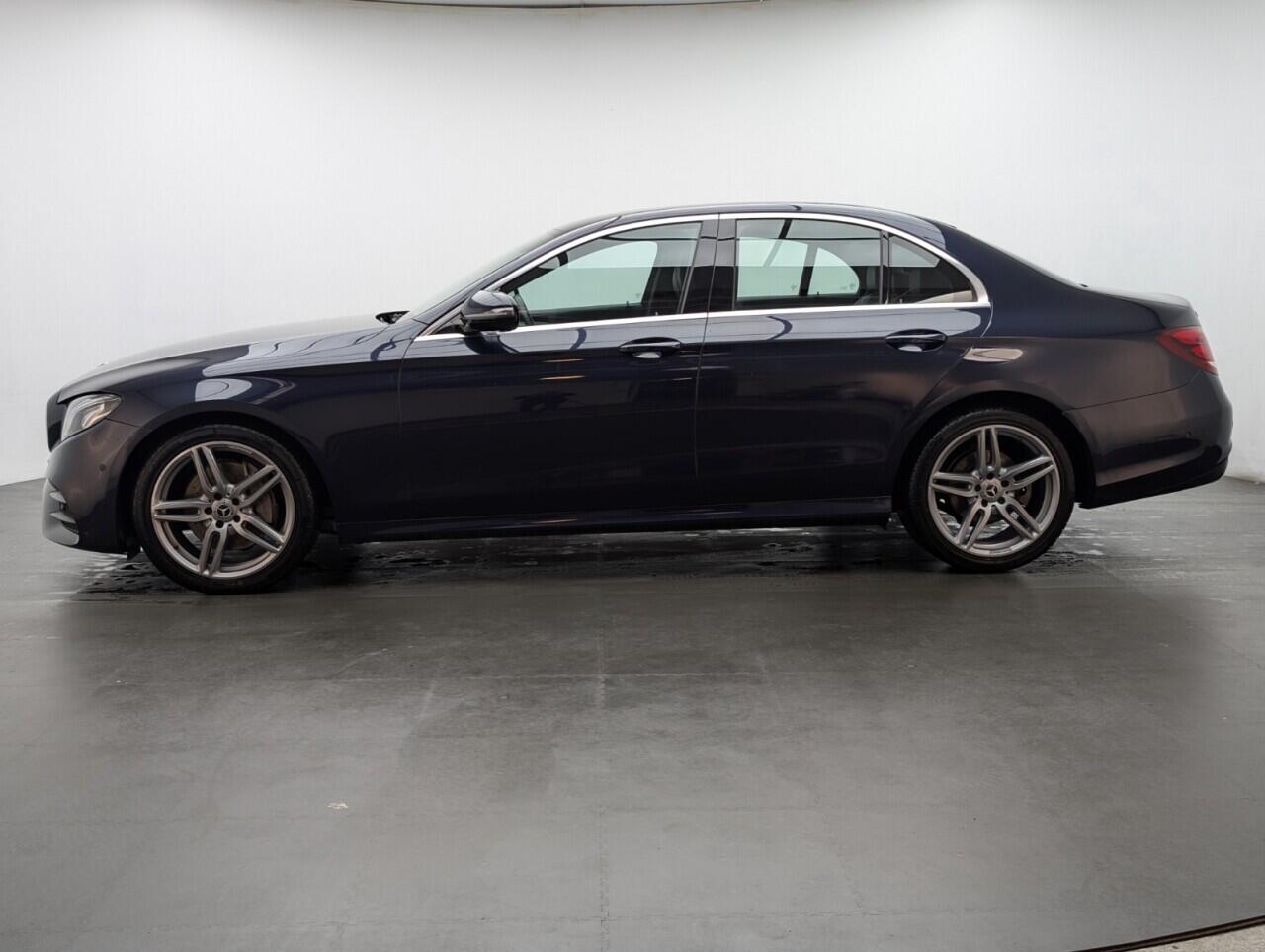 Used Mercedes-Benz E Class 2017 for sale - 76645221: Photo 5