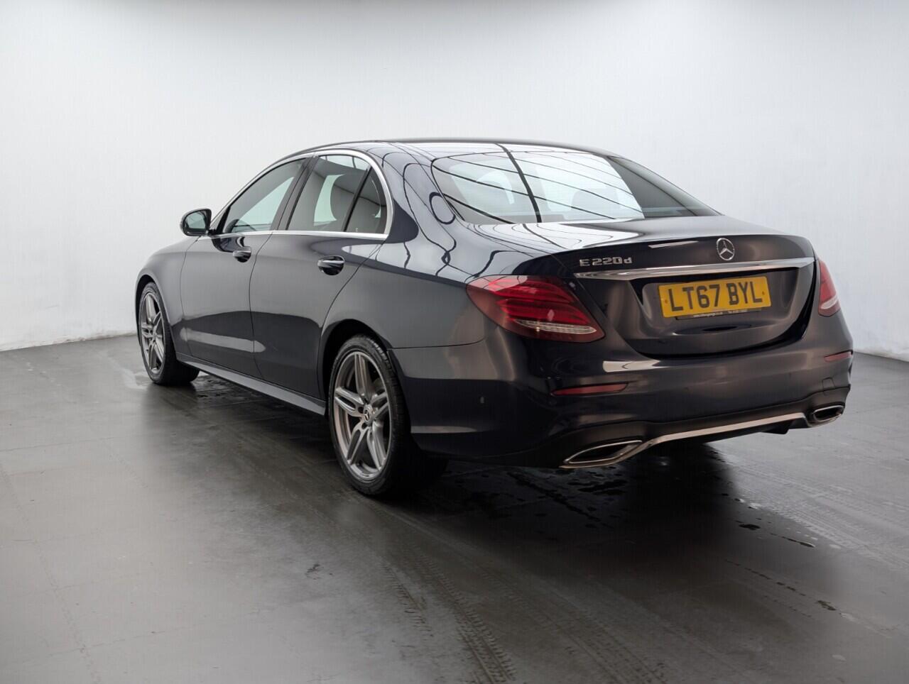 Used Mercedes-Benz E Class 2017 for sale - 76645221: Photo 6