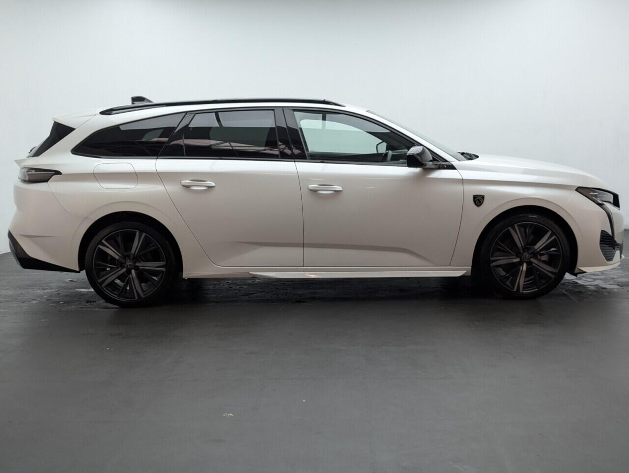 Used Peugeot 308 SW 2022 for sale - 76425153: Photo 9