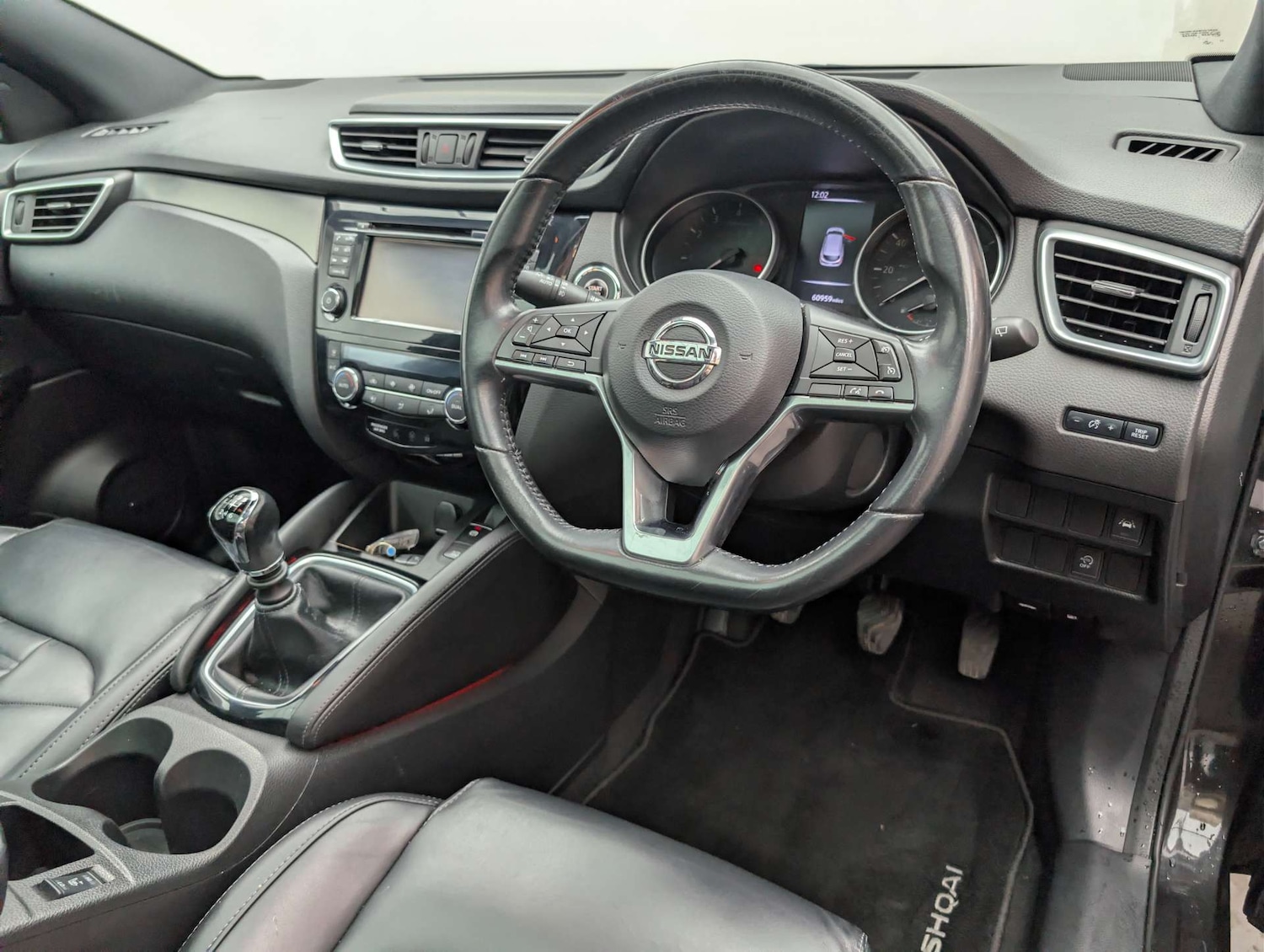 Used Nissan Qashqai 2018 for sale - 77905759: Photo 26