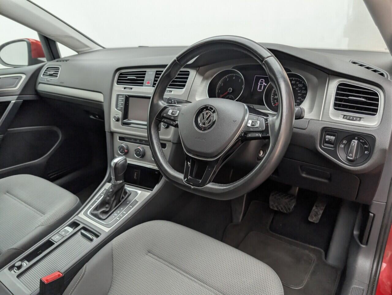 Used Volkswagen Golf 2015 for sale - 76953155: Photo 23