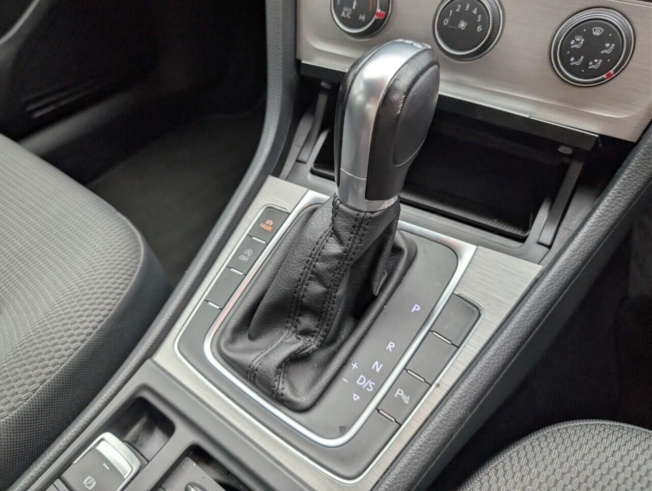 Used Volkswagen Golf 2015 for sale - 76953155: Photo 28