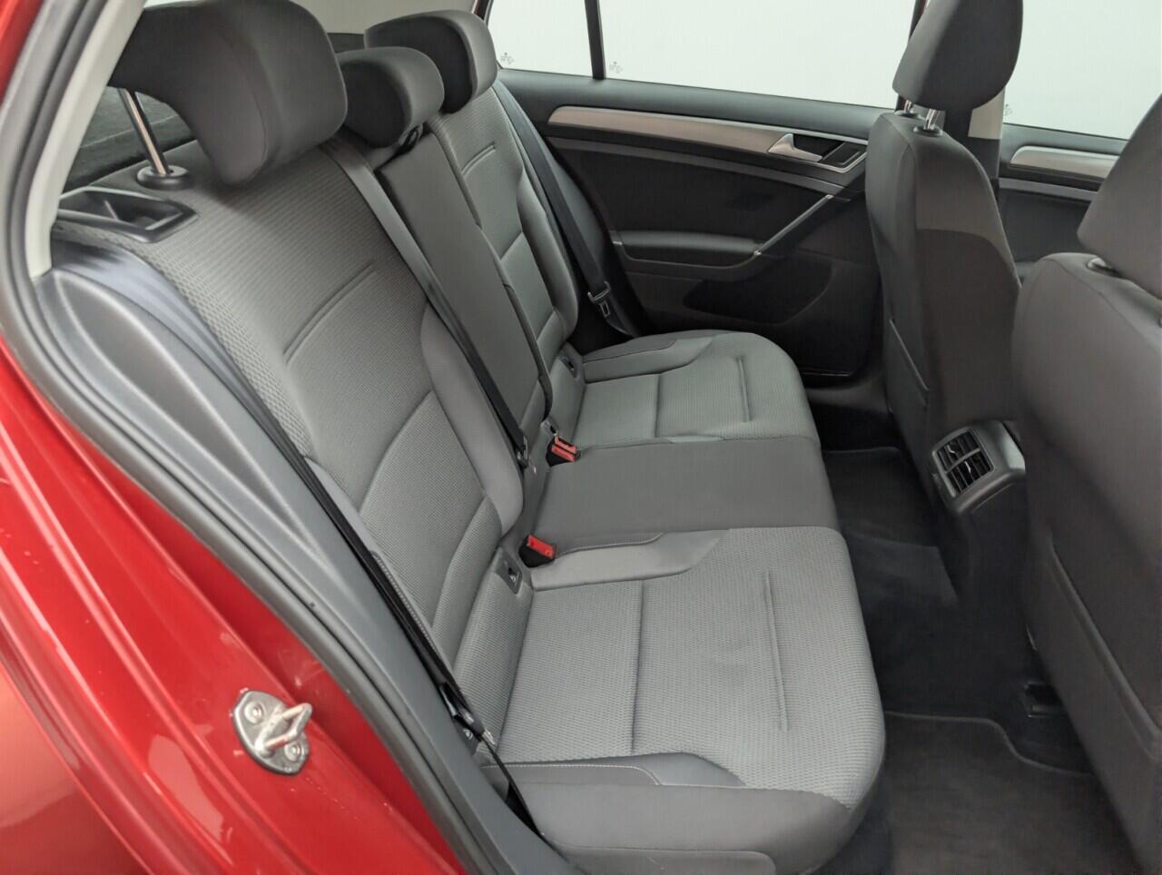 Used Volkswagen Golf 2015 for sale - 76953155: Photo 36