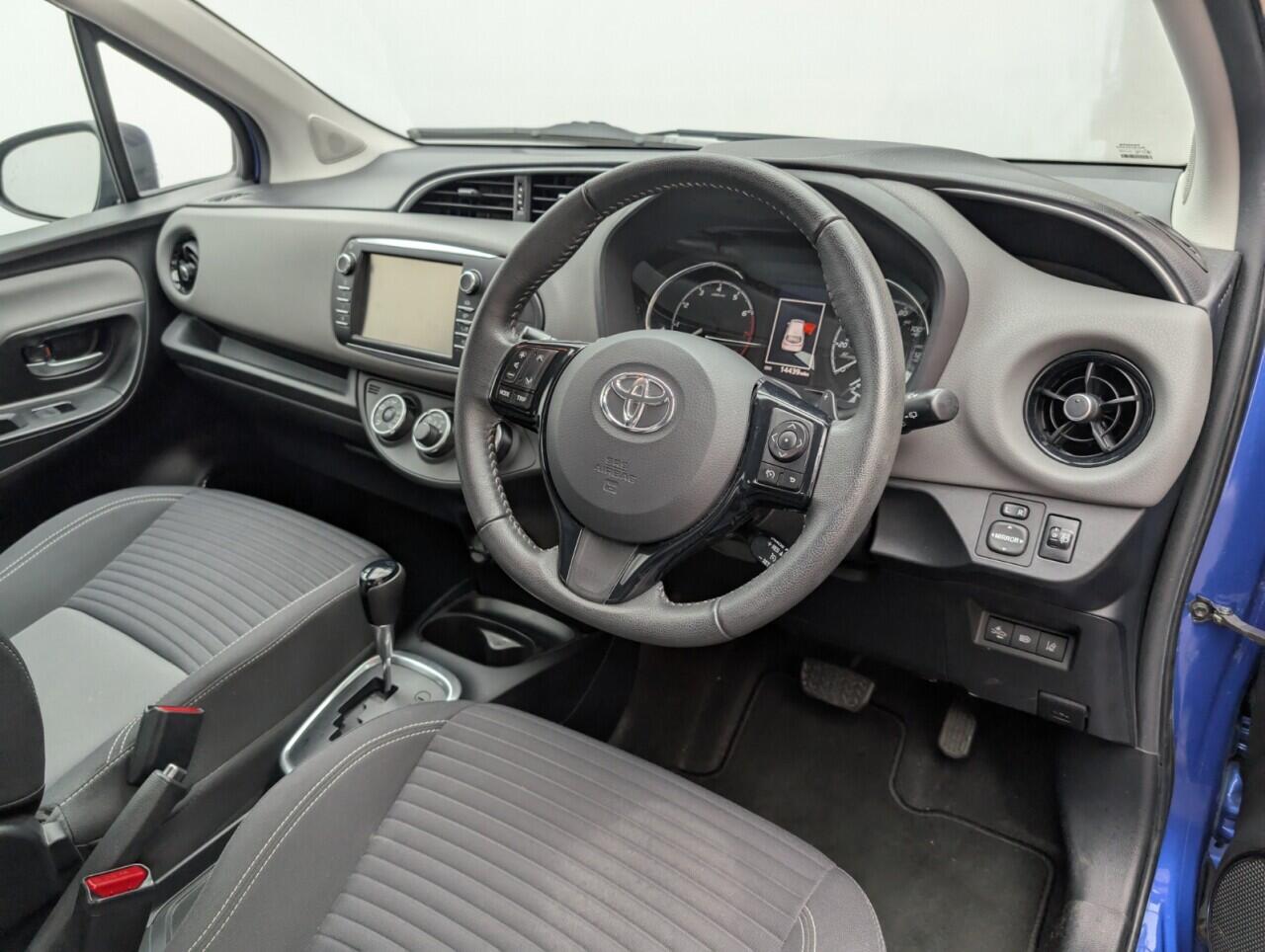 Used Toyota Yaris 2018 for sale - 76425604: Photo 11