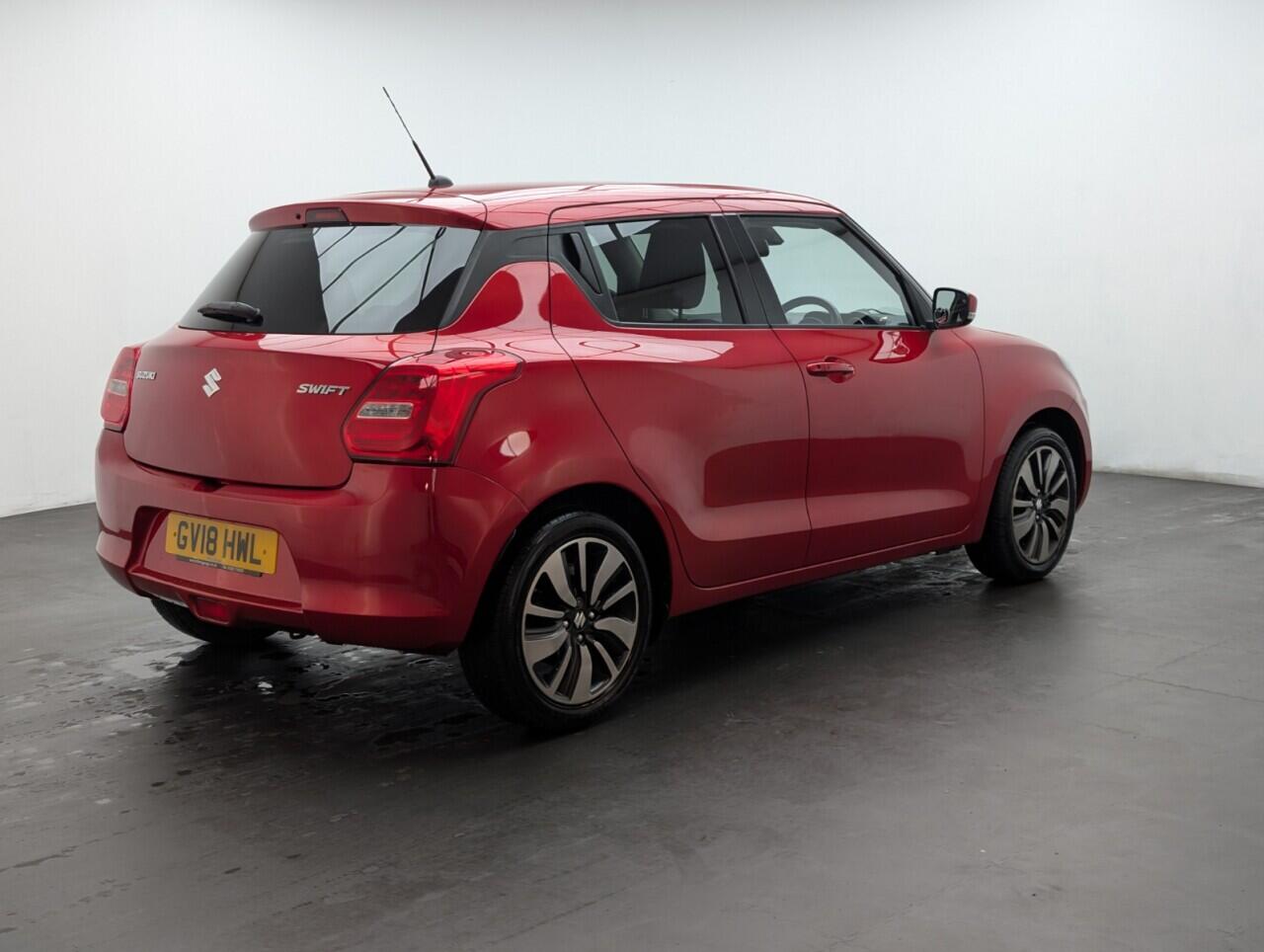 Used Suzuki Swift 2018 for sale - 76425147: Photo 8