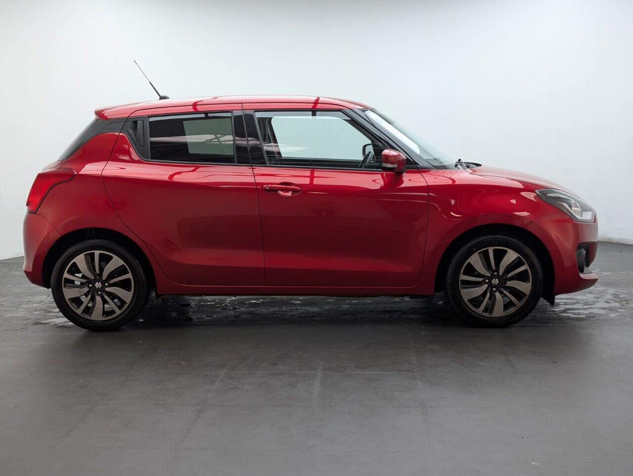 Used Suzuki Swift 2018 for sale - 76425147: Photo 9