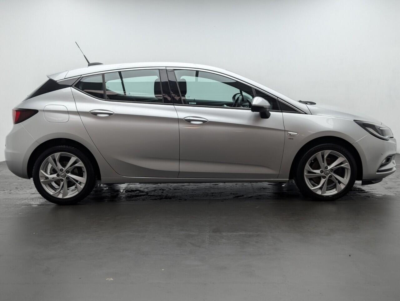 Used Vauxhall Astra 2016 for sale - 76425273: Photo 8