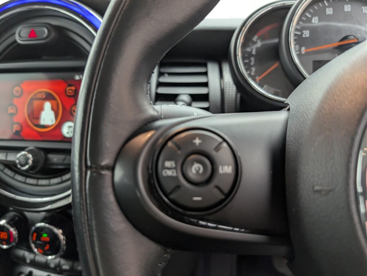 Used MINI Hatch 2018 for sale - 76886522: Photo 28