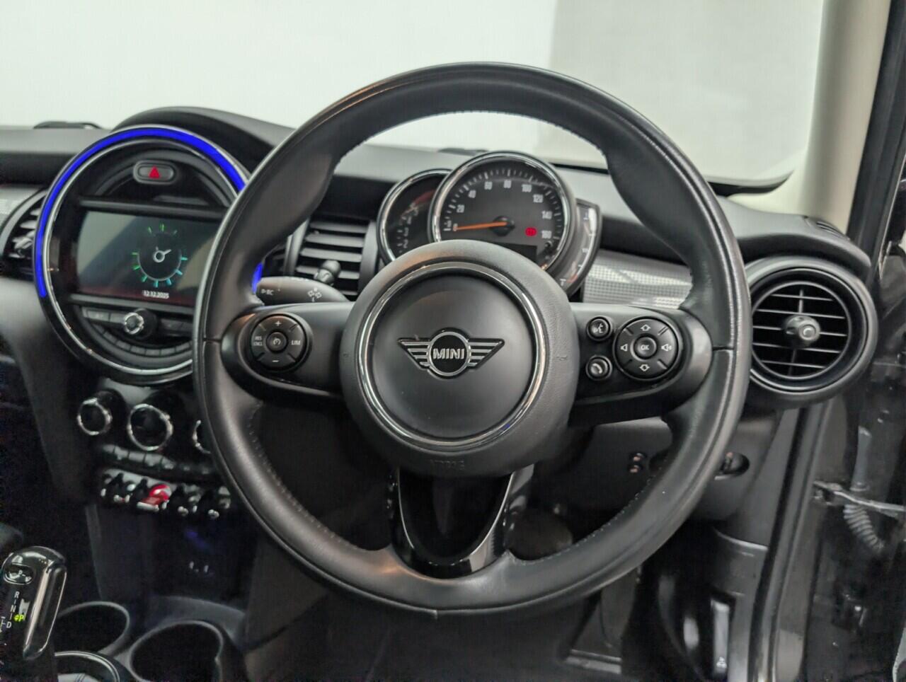 Used MINI Hatch 2018 for sale - 76886522: Photo 32