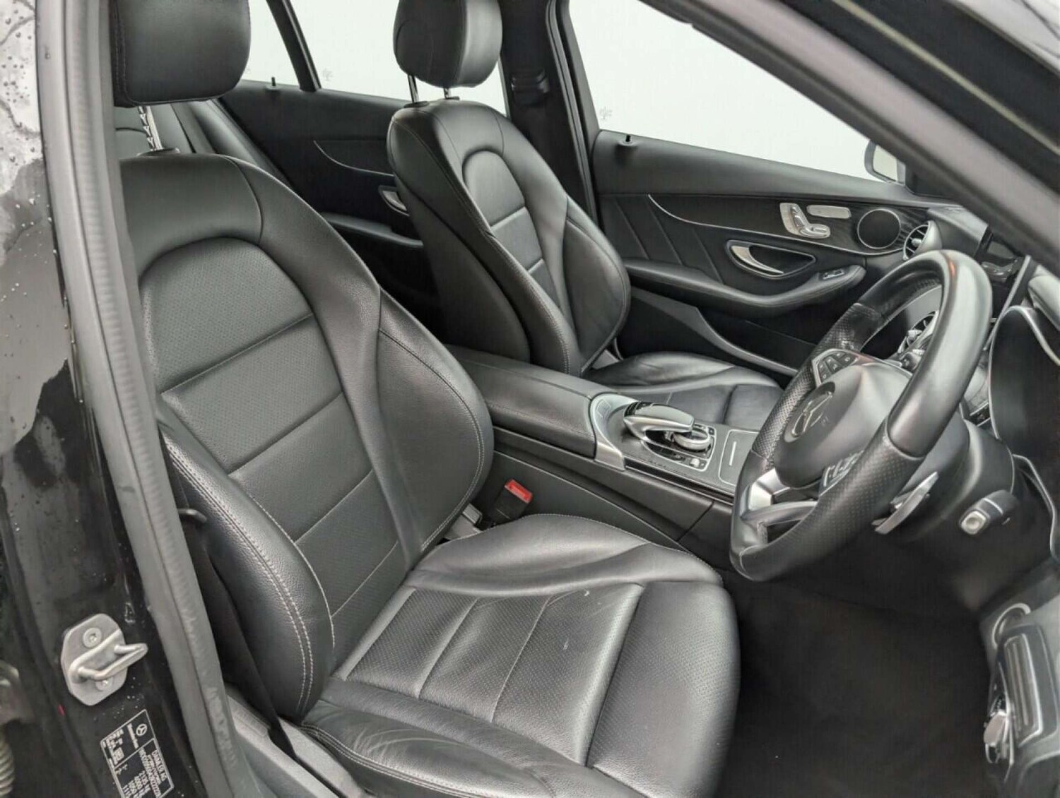 Used Mercedes-Benz C Class 2016 for sale - 77714919: Photo 12