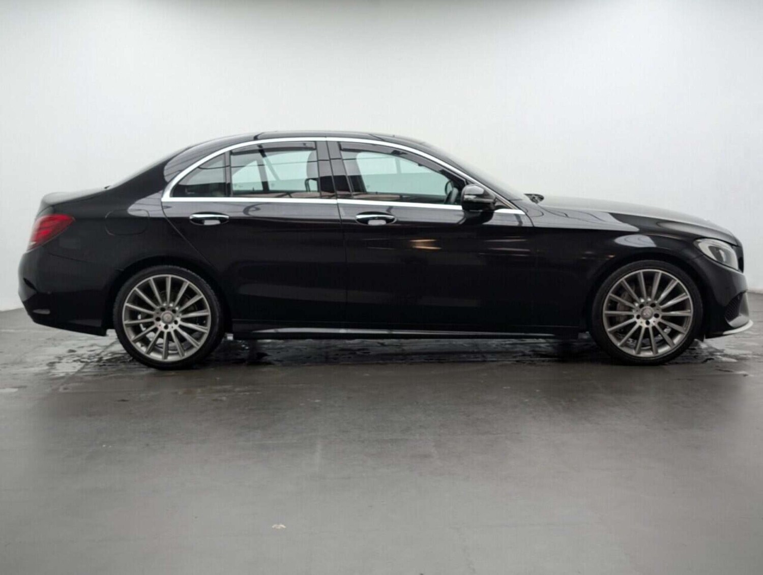 Used Mercedes-Benz C Class 2016 for sale - 77714919: Photo 9