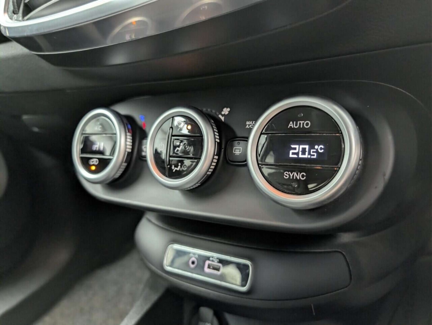 Used Fiat 500X 2016 for sale - 77713350: Photo 14