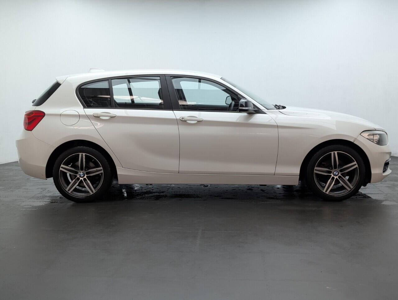 Used BMW 1 Series 2017 for sale - 76424194: Photo 9