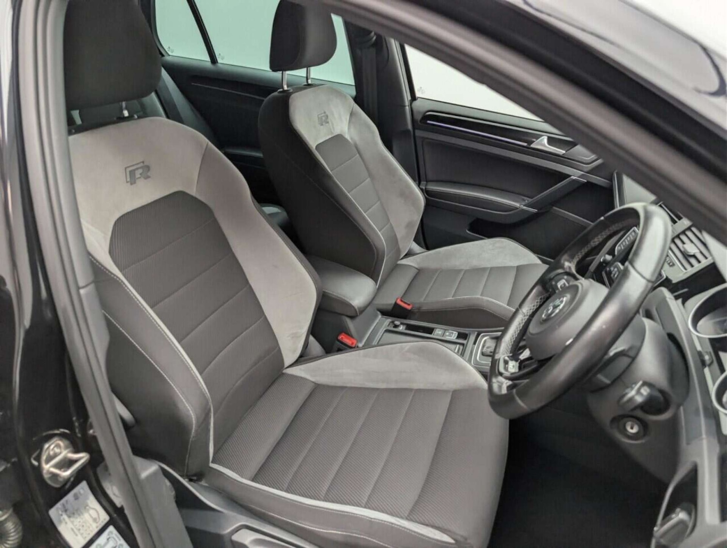 Used Volkswagen Golf 2015 for sale - 77714948: Photo 12