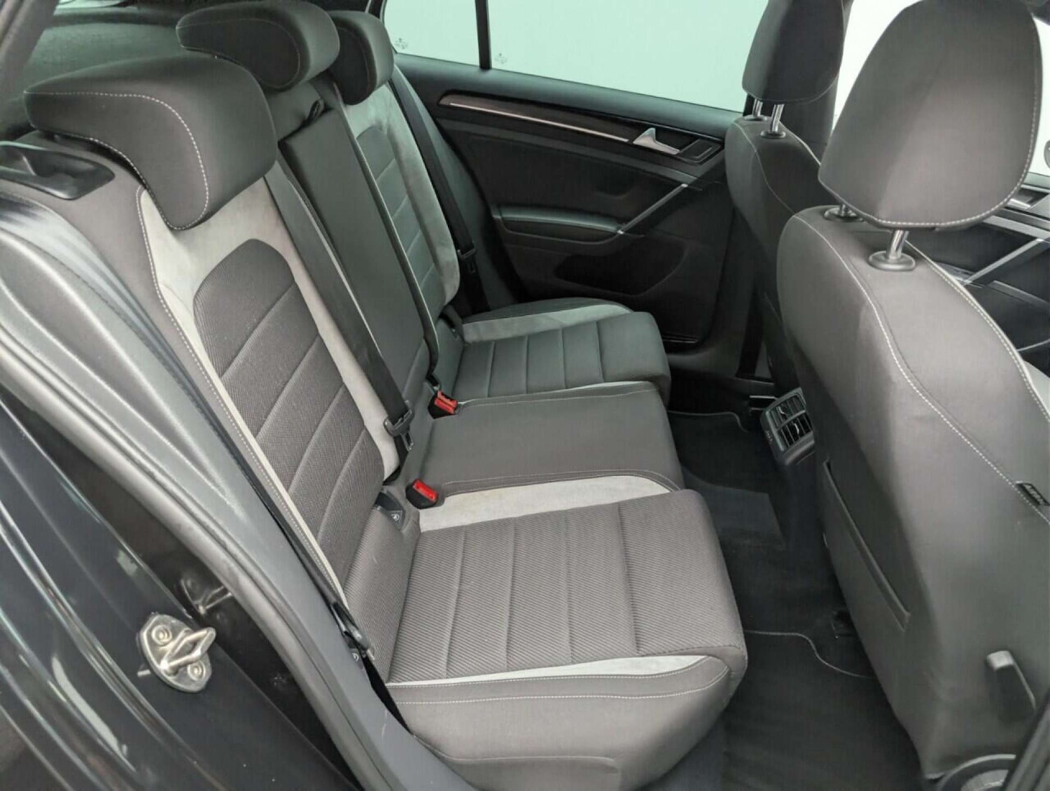 Used Volkswagen Golf 2015 for sale - 77714948: Photo 22