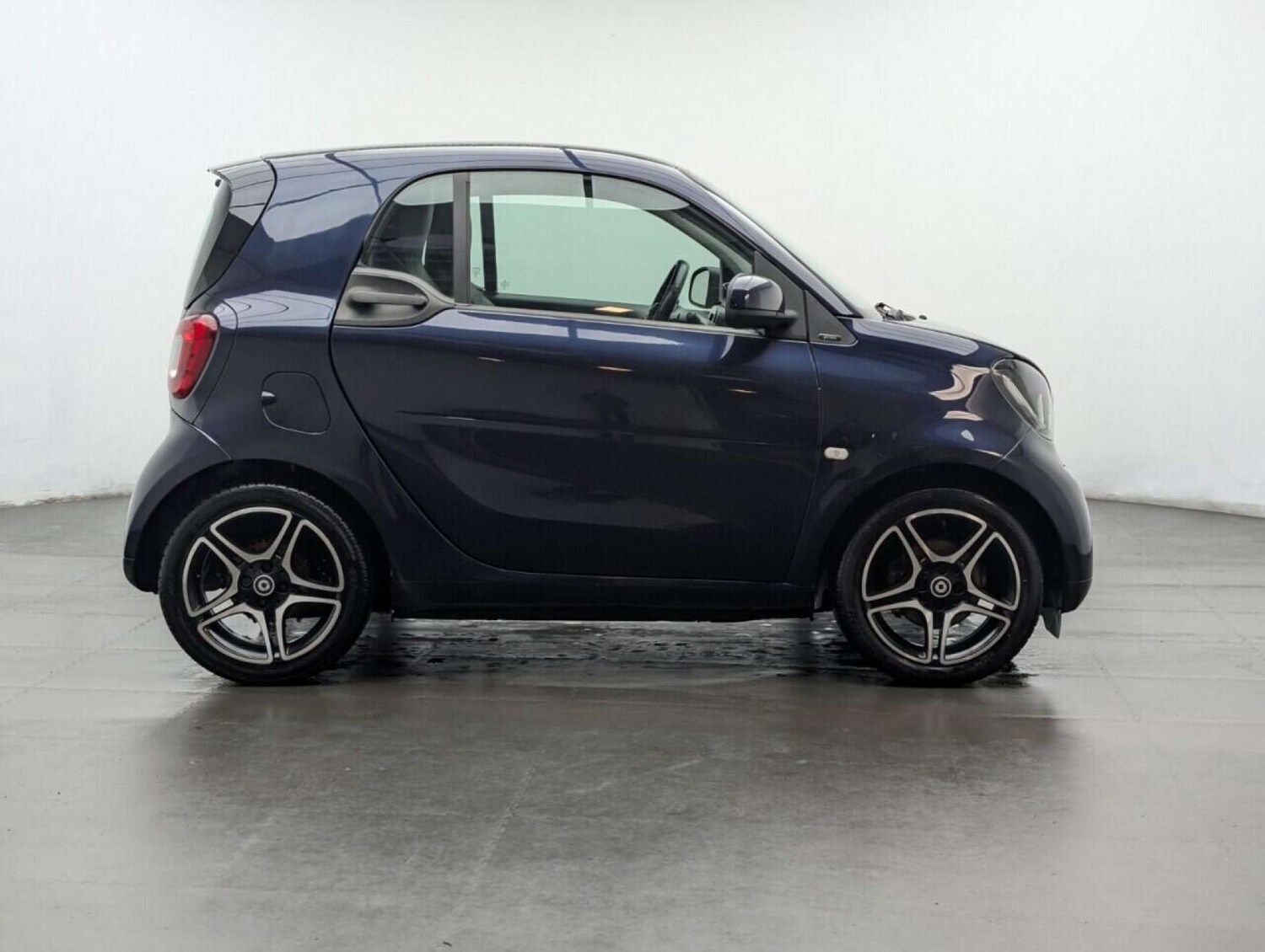 Used smart fortwo 2018 for sale - 77713763: Photo 9