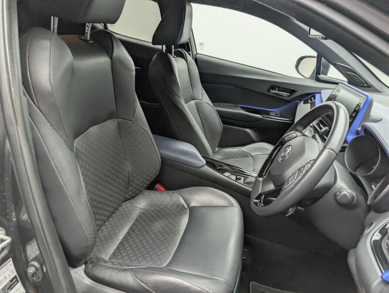 Used Toyota C-HR 2020 for sale - 77081979: Photo 24