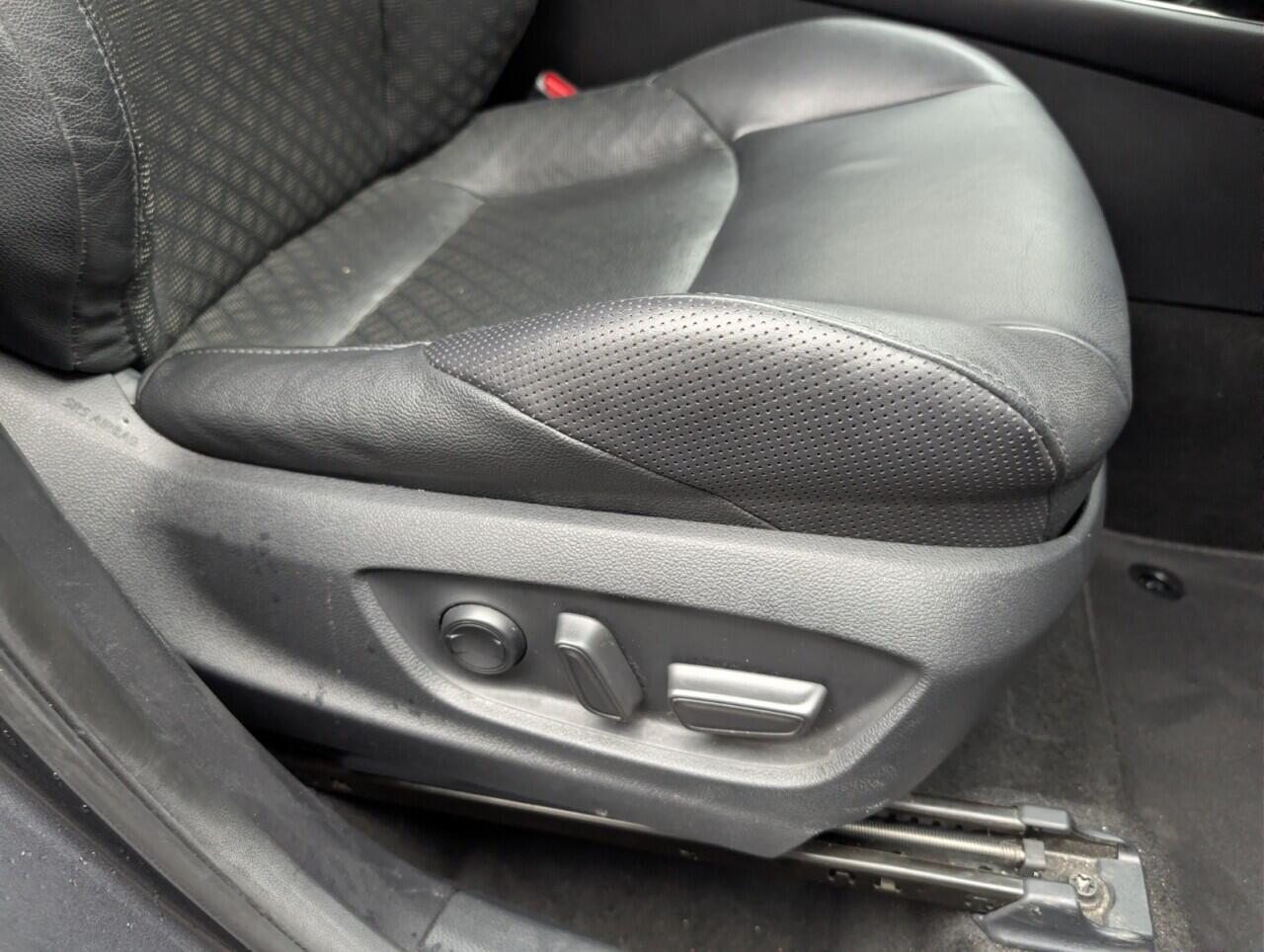 Used Toyota C-HR 2020 for sale - 77081979: Photo 35