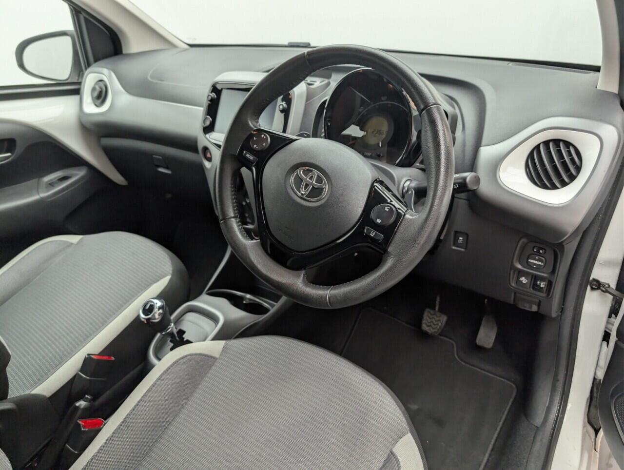 Used Toyota AYGO 2020 for sale - 76572260: Photo 11