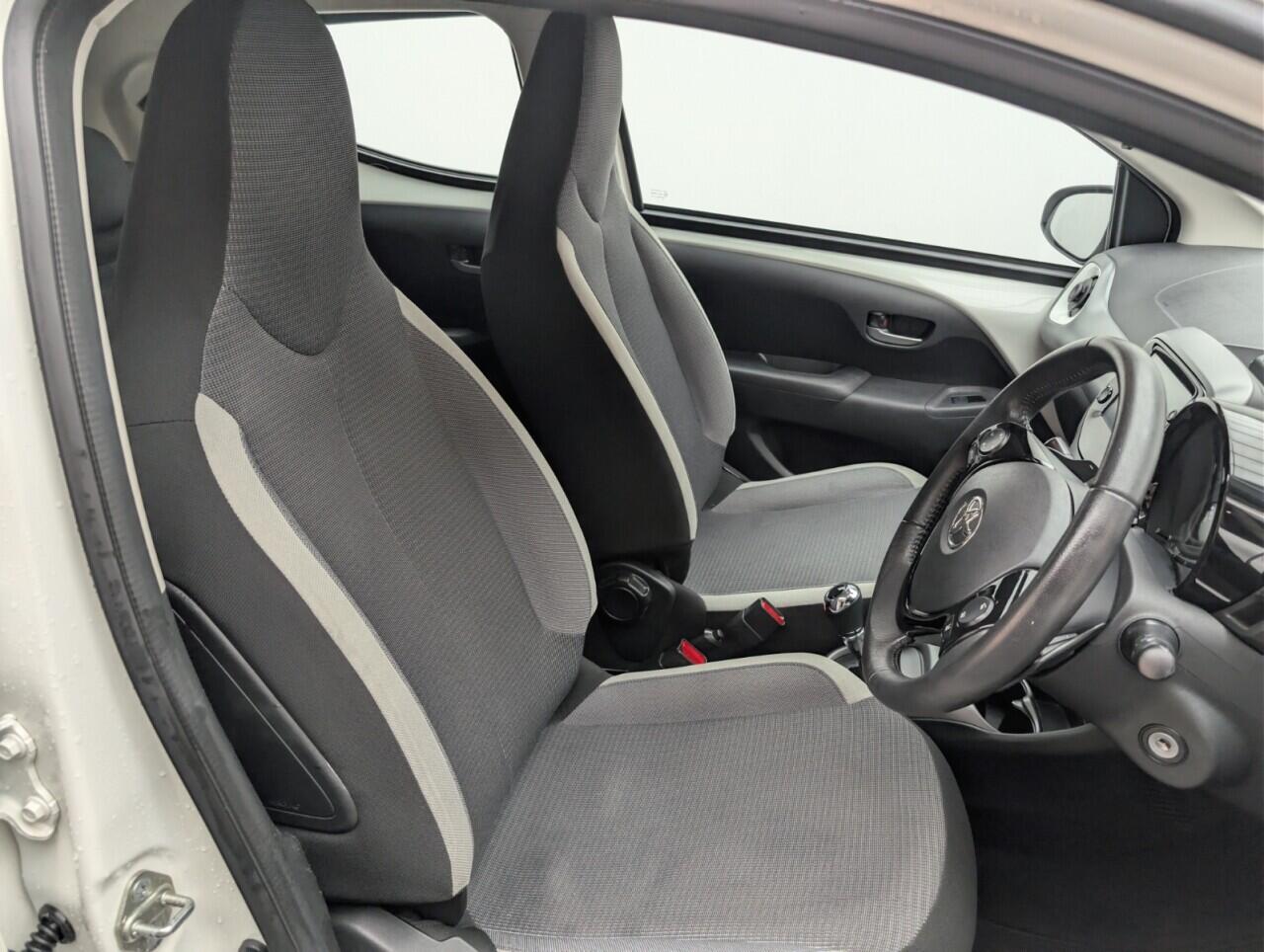 Used Toyota AYGO 2020 for sale - 76572260: Photo 12