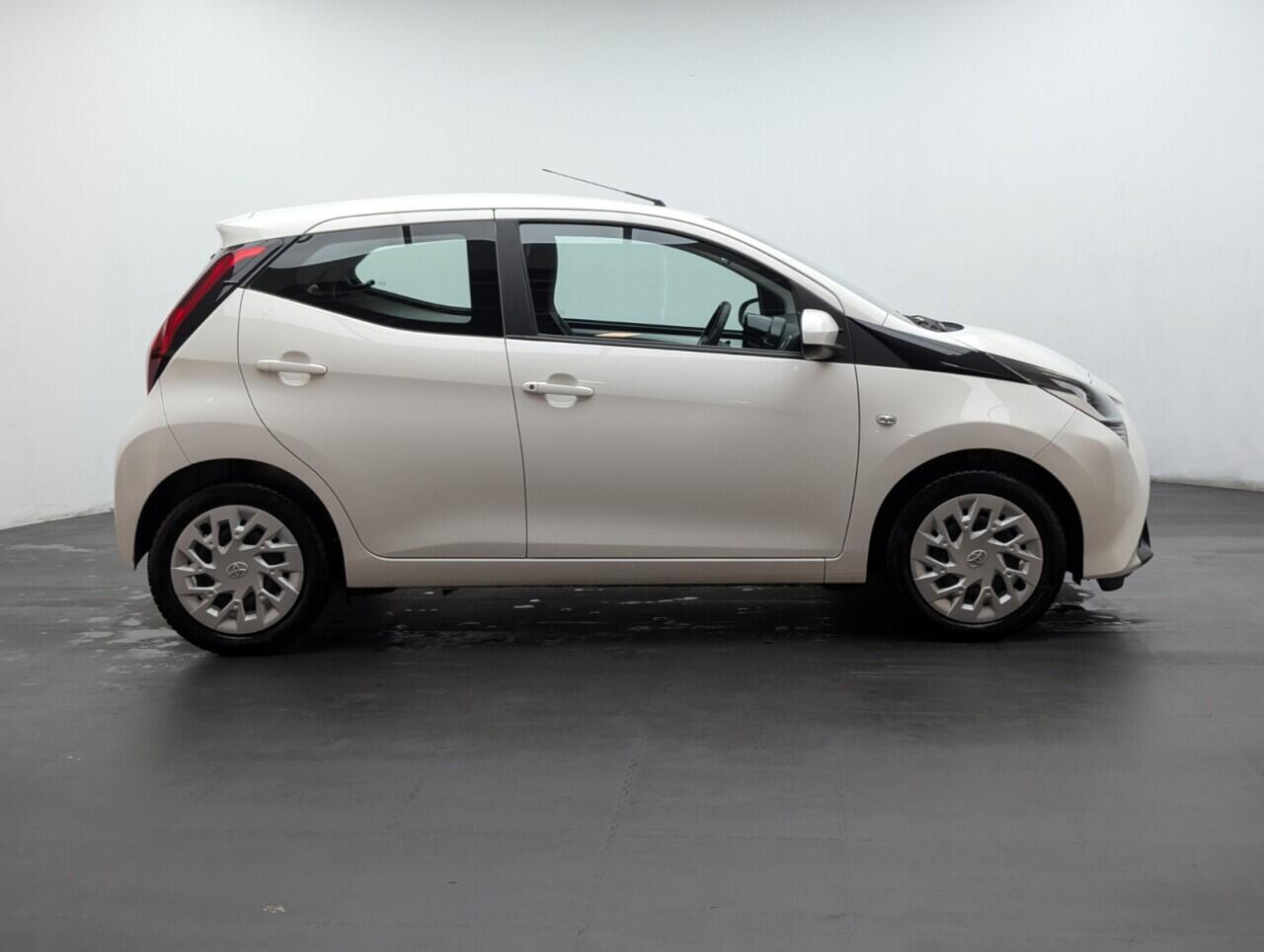 Used Toyota AYGO 2020 for sale - 76572260: Photo 9