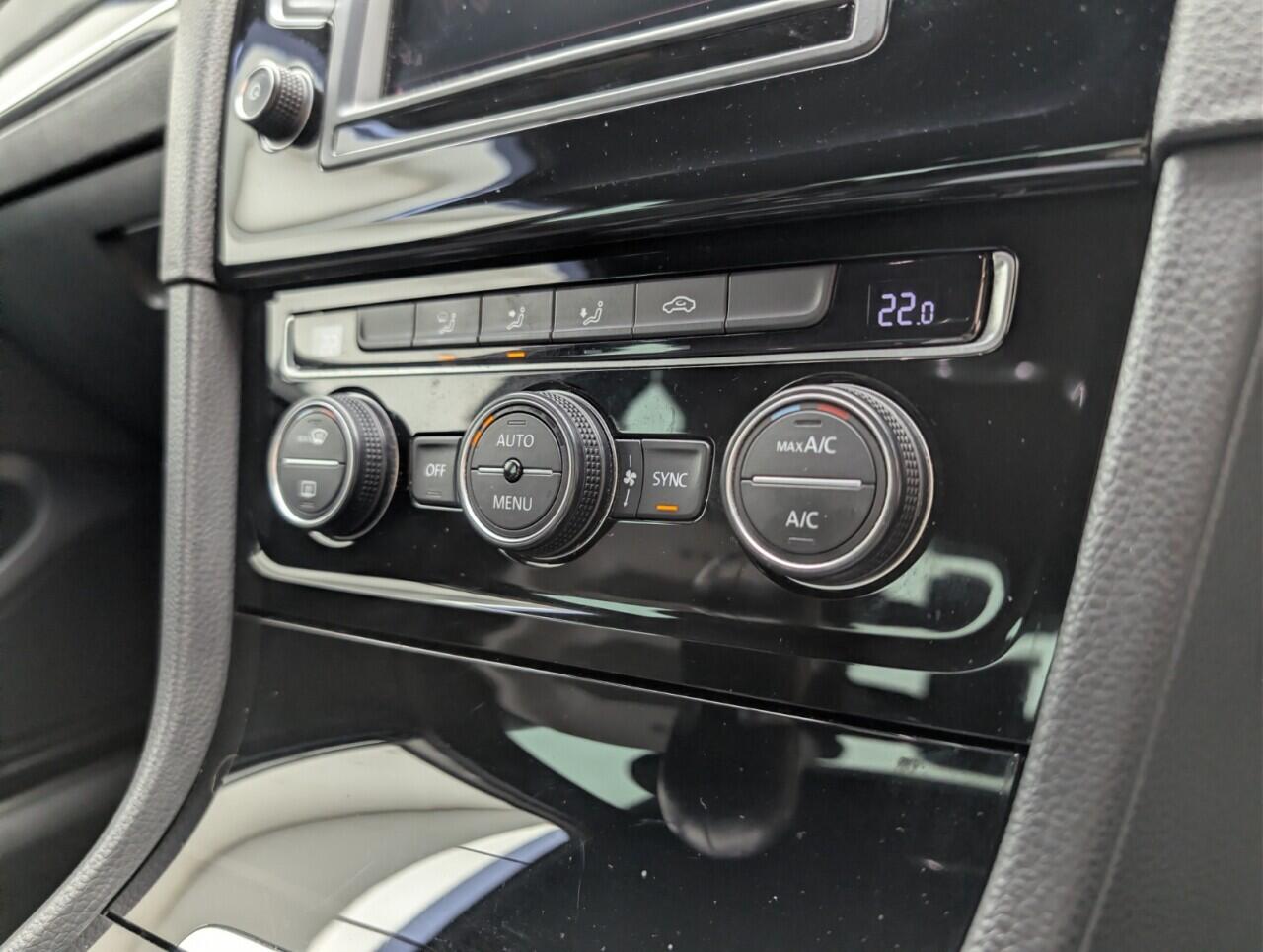 Used Volkswagen Golf 2016 for sale - 76457034: Photo 16