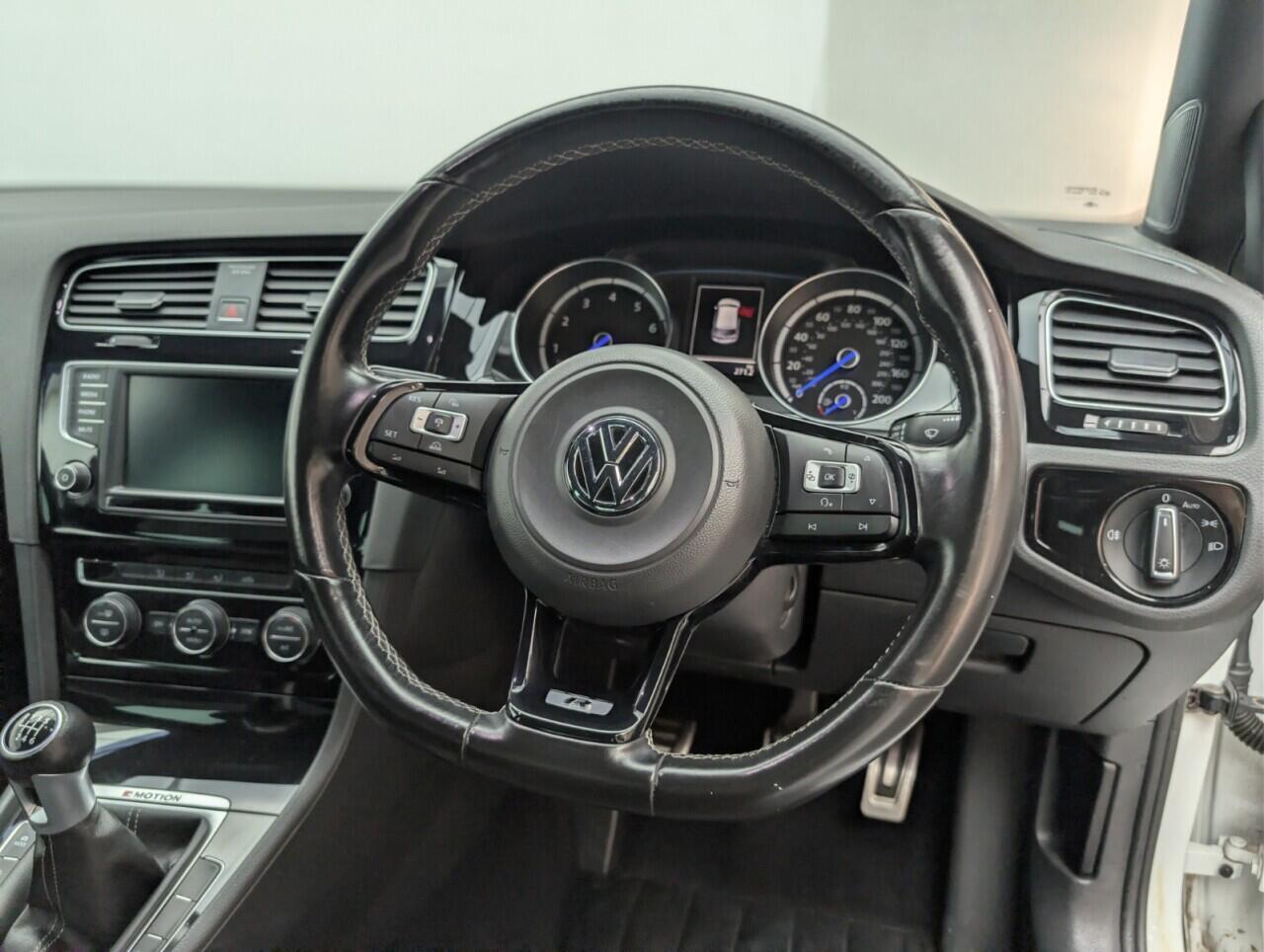 Used Volkswagen Golf 2016 for sale - 76457034: Photo 23