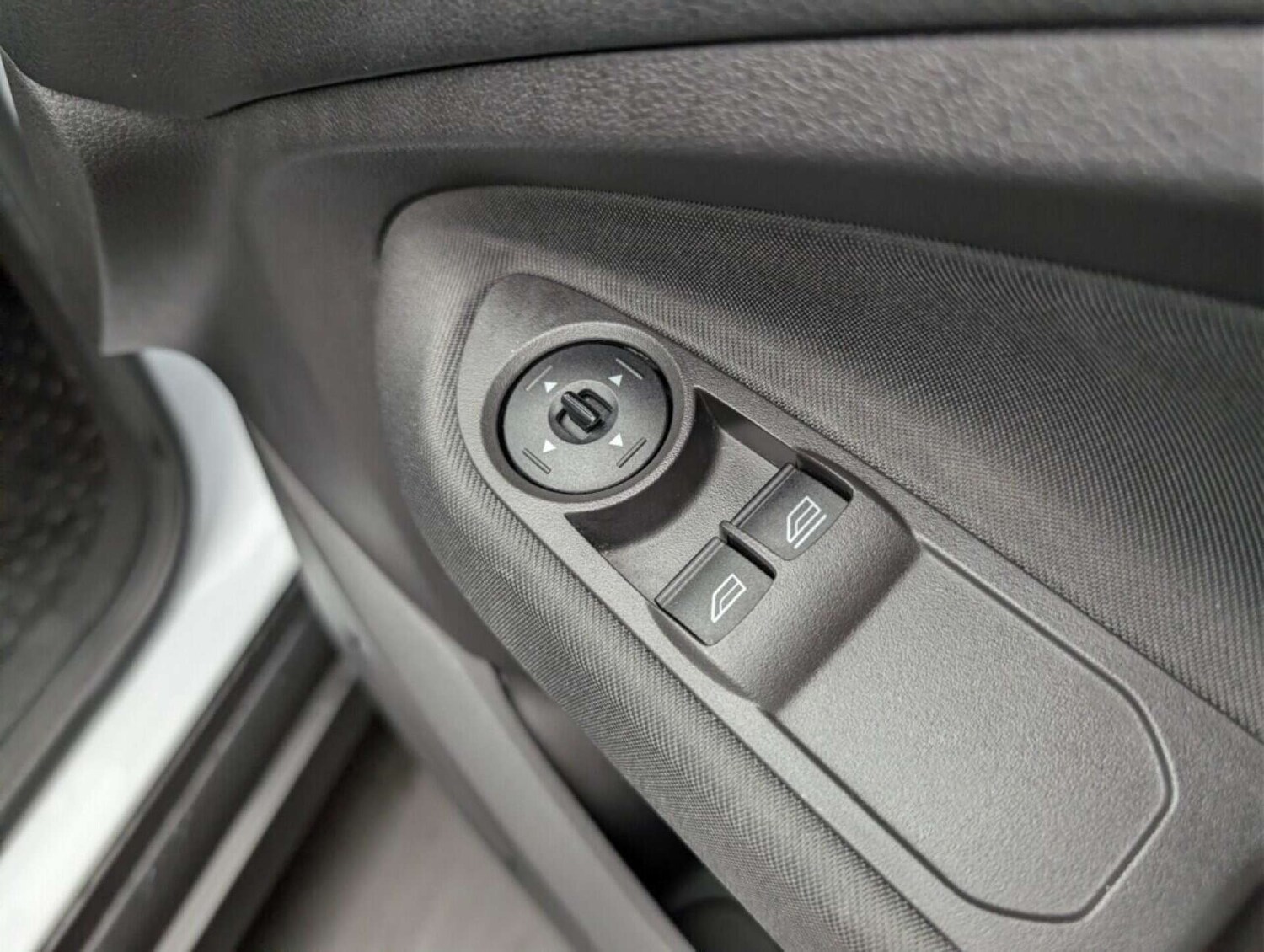 Used Ford C-Max 2017 for sale - 77920692: Photo 23