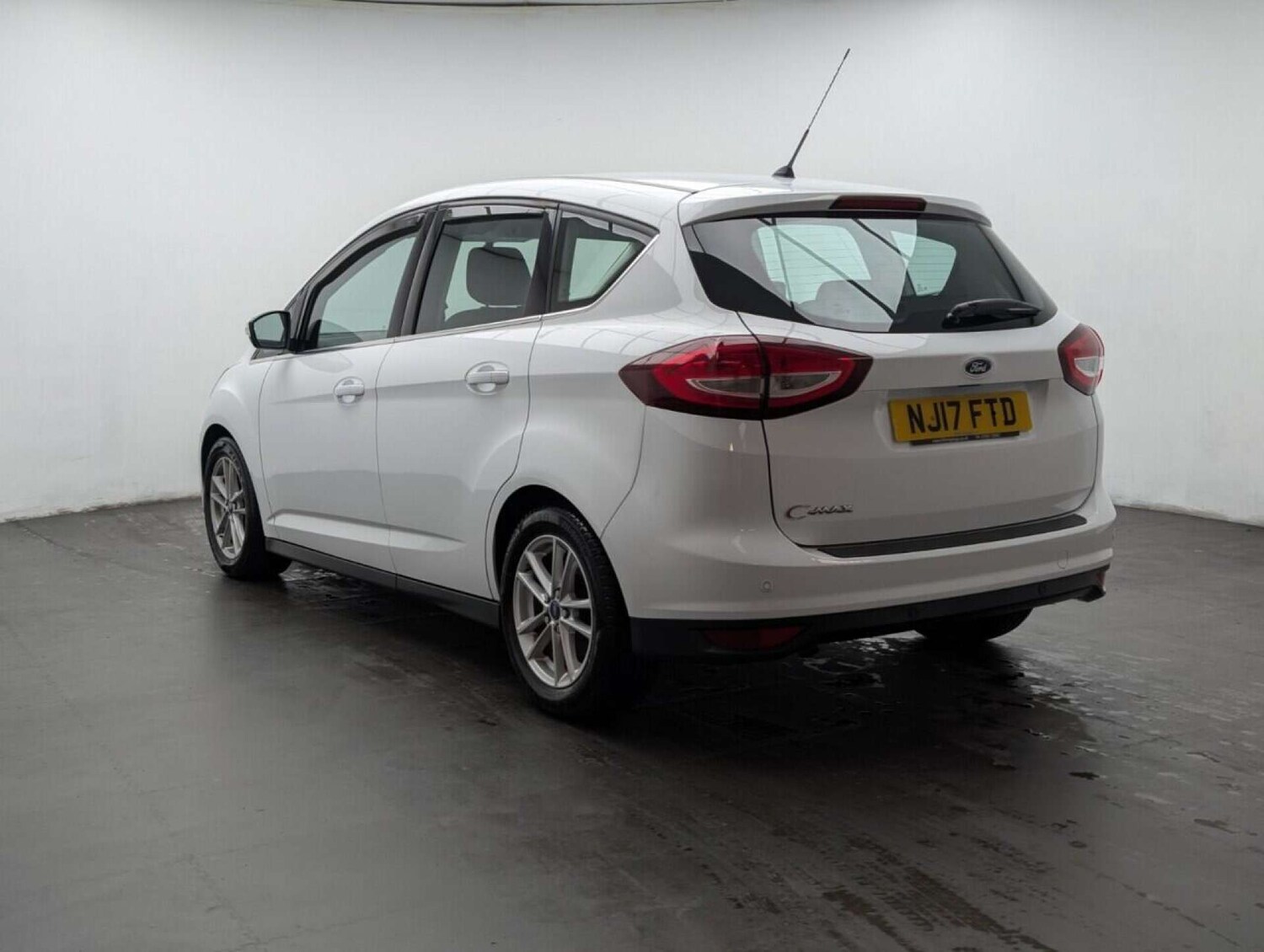 Used Ford C-Max 2017 for sale - 77920692: Photo 7