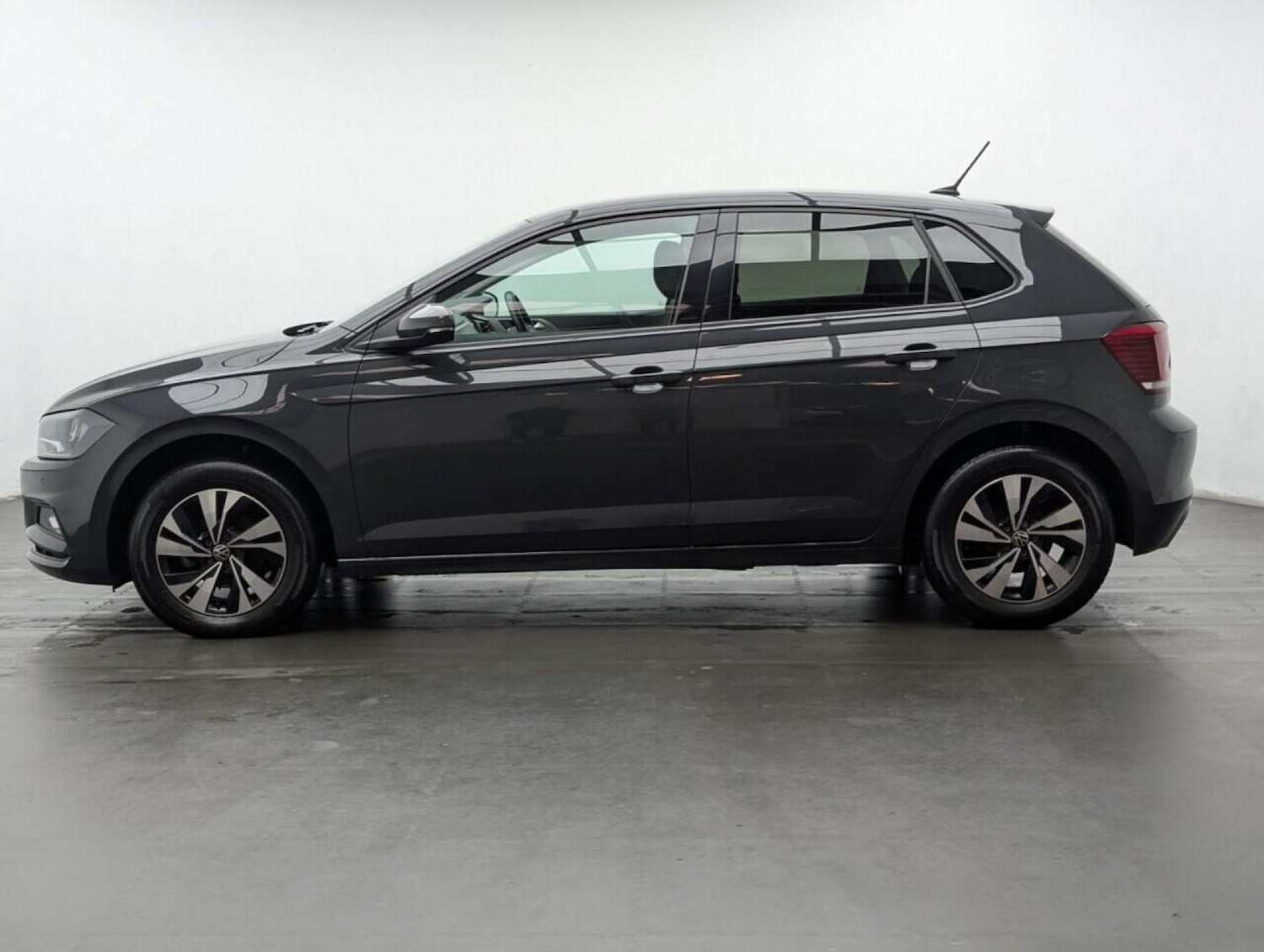 Used Volkswagen Polo 2021 for sale - 77714797: Photo 5