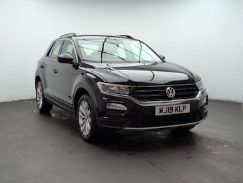 Used Volkswagen T-Roc 2019 for sale - 79546951: Photo